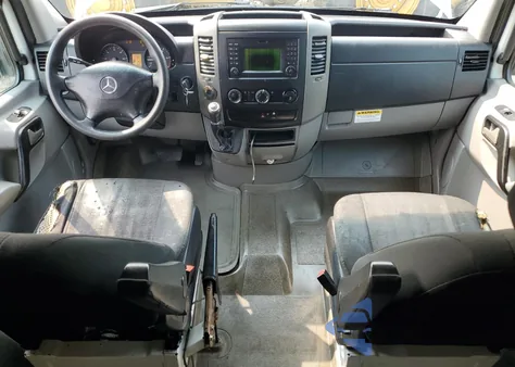 2015 Mercedes-Benz Sprinter 2500 z USA, uszkodzony, nr VIN WD3PE7CC4F5971474